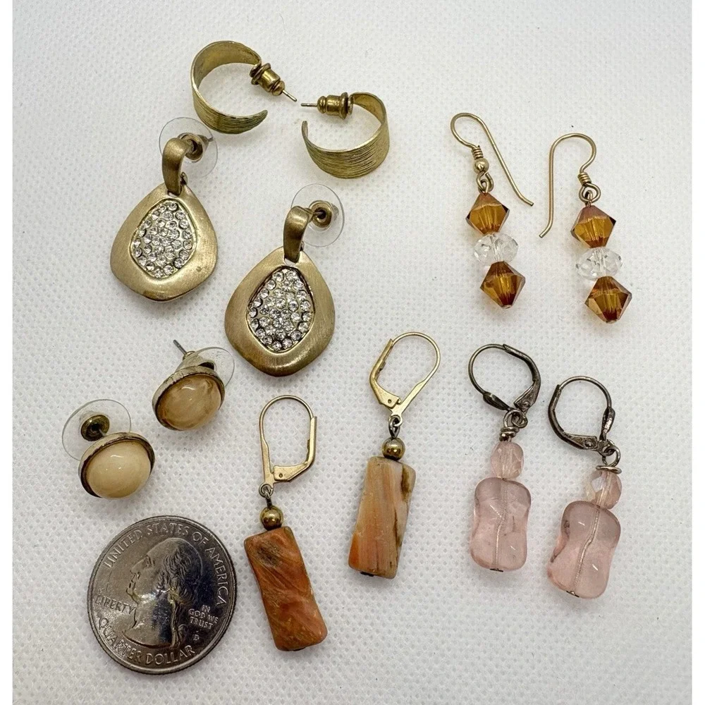 Lot of 5 Pairs Vintage Earrings‎ Gold Tone Crystal Rhinestone Glass Shell Pink